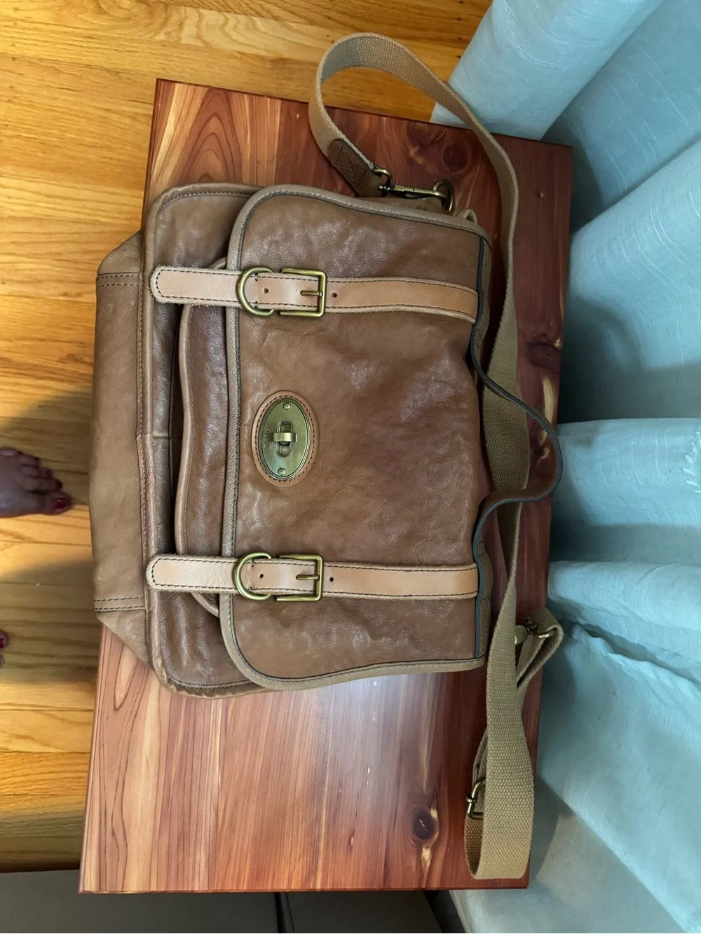 Vintage Fossil Brown Leather Messenger Bag - Casual Crossbody Satchel